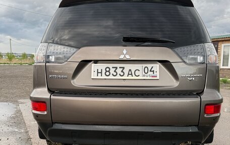 Mitsubishi Outlander III рестайлинг 3, 2011 год, 1 350 000 рублей, 5 фотография
