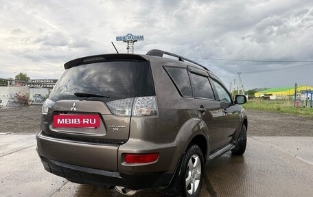 Mitsubishi Outlander III рестайлинг 3, 2011 год, 1 350 000 рублей, 4 фотография
