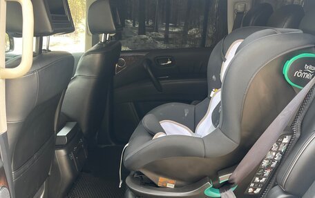 Infiniti QX56, 2011 год, 2 140 000 рублей, 18 фотография