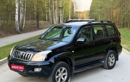 Toyota Land Cruiser Prado 120 рестайлинг, 2007 год, 1 950 000 рублей, 3 фотография