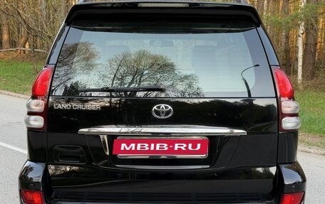Toyota Land Cruiser Prado 120 рестайлинг, 2007 год, 1 950 000 рублей, 5 фотография