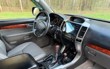 Toyota Land Cruiser Prado 120 рестайлинг, 2007 год, 1 950 000 рублей, 28 фотография