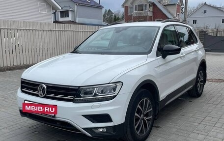 Volkswagen Tiguan II, 2019 год, 2 900 000 рублей, 2 фотография
