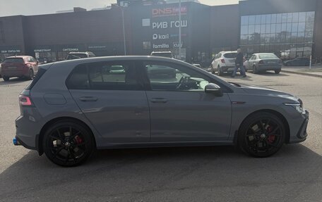Volkswagen Golf GTI, 2023 год, 4 100 000 рублей, 11 фотография