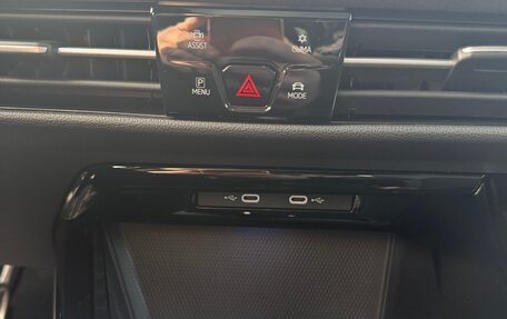 Volkswagen Golf GTI, 2023 год, 4 100 000 рублей, 20 фотография