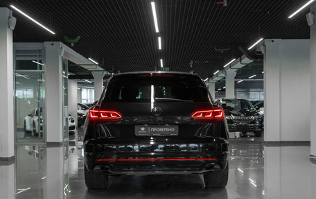 Volkswagen Touareg III, 2018 год, 5 120 000 рублей, 6 фотография