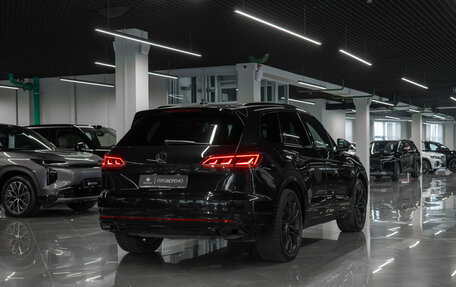 Volkswagen Touareg III, 2018 год, 5 120 000 рублей, 5 фотография