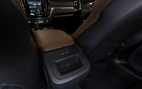 Volvo XC60 II, 2024 год, 5 280 000 рублей, 14 фотография