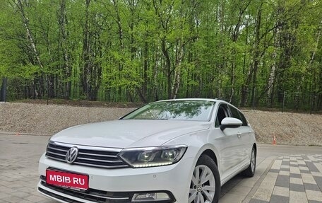 Volkswagen Passat B8 рестайлинг, 2018 год, 1 999 000 рублей, 1 фотография