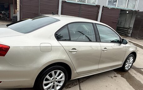 Volkswagen Jetta VI, 2012 год, 1 150 000 рублей, 2 фотография
