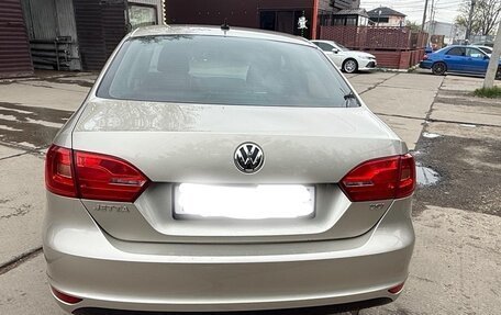 Volkswagen Jetta VI, 2012 год, 1 150 000 рублей, 4 фотография