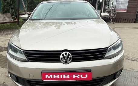 Volkswagen Jetta VI, 2012 год, 1 150 000 рублей, 14 фотография