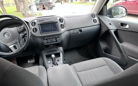 Volkswagen Tiguan I, 2015 год, 1 990 000 рублей, 10 фотография