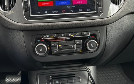 Volkswagen Tiguan I, 2015 год, 1 990 000 рублей, 14 фотография
