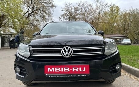 Volkswagen Tiguan I, 2015 год, 1 990 000 рублей, 3 фотография