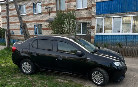 Renault Logan II, 2014 год, 350 000 рублей, 3 фотография