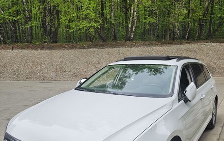 Volkswagen Passat B8 рестайлинг, 2018 год, 1 999 000 рублей, 2 фотография