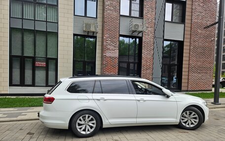 Volkswagen Passat B8 рестайлинг, 2018 год, 1 999 000 рублей, 4 фотография