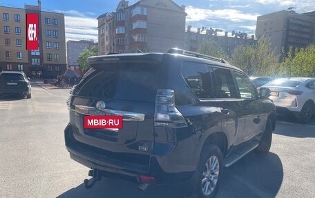 Toyota Land Cruiser Prado 150 рестайлинг 2, 2017 год, 3 900 000 рублей, 4 фотография
