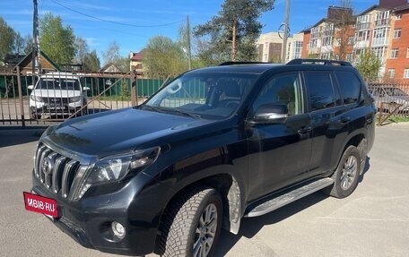 Toyota Land Cruiser Prado 150 рестайлинг 2, 2017 год, 3 900 000 рублей, 8 фотография