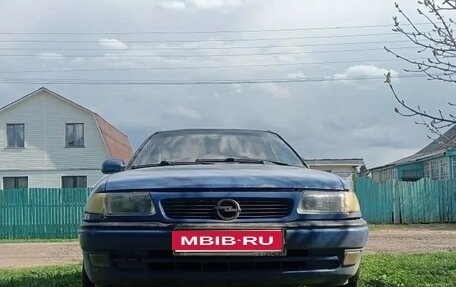 Opel Astra F, 1993 год, 100 000 рублей, 1 фотография