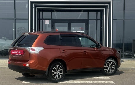Mitsubishi Outlander III рестайлинг 3, 2012 год, 1 289 000 рублей, 4 фотография