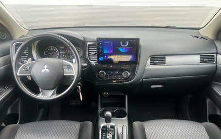 Mitsubishi Outlander III рестайлинг 3, 2012 год, 1 289 000 рублей, 8 фотография