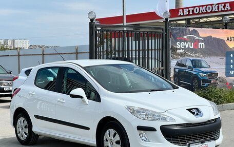 Peugeot 308 II, 2010 год, 677 000 рублей, 3 фотография