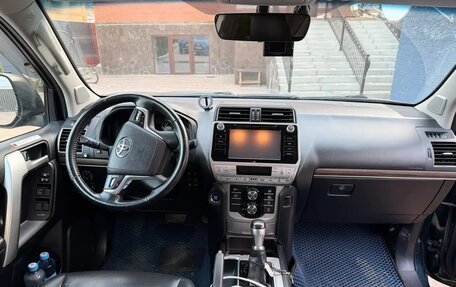 Toyota Land Cruiser Prado 150 рестайлинг 2, 2020 год, 5 500 000 рублей, 6 фотография