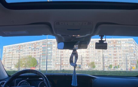 Mercedes-Benz E-Класс, 2017 год, 4 500 000 рублей, 10 фотография