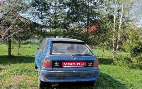 Opel Astra F, 1993 год, 100 000 рублей, 3 фотография