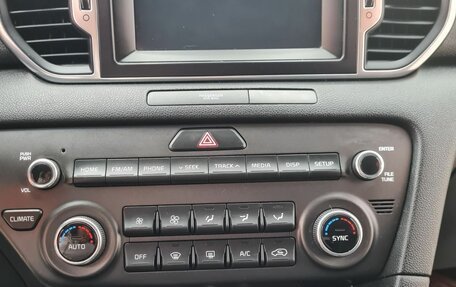 KIA Sportage IV рестайлинг, 2018 год, 2 200 000 рублей, 6 фотография