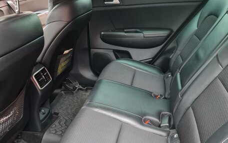 KIA Sportage IV рестайлинг, 2018 год, 2 200 000 рублей, 7 фотография