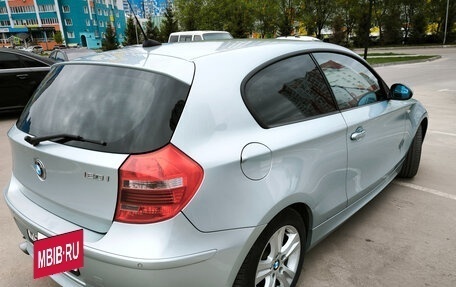 BMW 1 серия, 2008 год, 900 000 рублей, 7 фотография