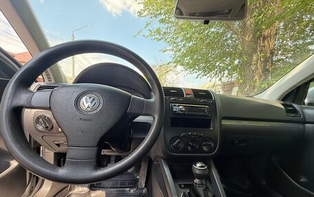 Volkswagen Jetta VI, 2009 год, 650 000 рублей, 25 фотография