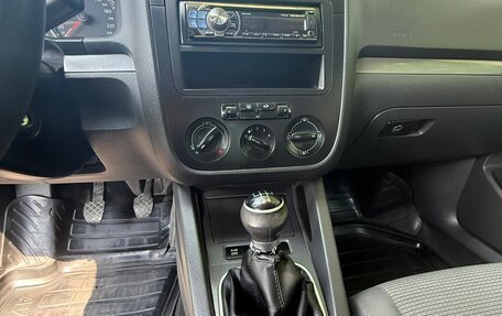 Volkswagen Jetta VI, 2009 год, 650 000 рублей, 26 фотография
