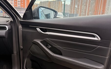 Geely Emgrand, 2024 год, 1 800 000 рублей, 11 фотография