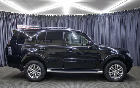 Mitsubishi Pajero IV, 2018 год, 2 990 000 рублей, 4 фотография