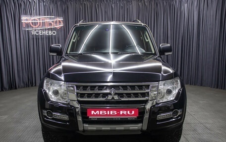 Mitsubishi Pajero IV, 2018 год, 2 990 000 рублей, 2 фотография