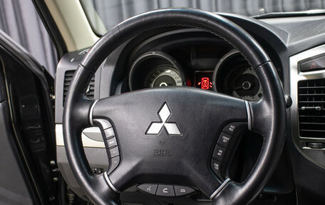 Mitsubishi Pajero IV, 2018 год, 2 990 000 рублей, 17 фотография