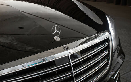 Mercedes-Benz S-Класс, 2019 год, 7 298 000 рублей, 28 фотография