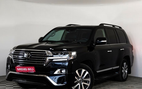 Toyota Land Cruiser 200, 2016 год, 6 499 000 рублей, 1 фотография