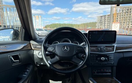 Mercedes-Benz E-Класс, 2012 год, 999 000 рублей, 17 фотография