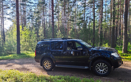 Nissan Pathfinder, 2011 год, 1 850 000 рублей, 12 фотография