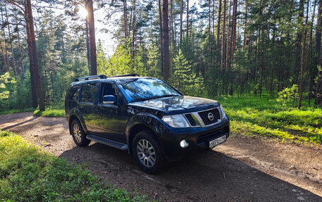 Nissan Pathfinder, 2011 год, 1 850 000 рублей, 13 фотография