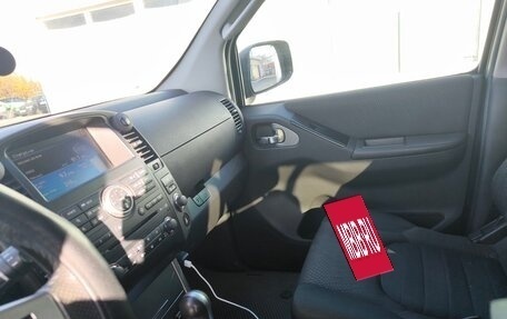 Nissan Pathfinder, 2011 год, 1 850 000 рублей, 22 фотография