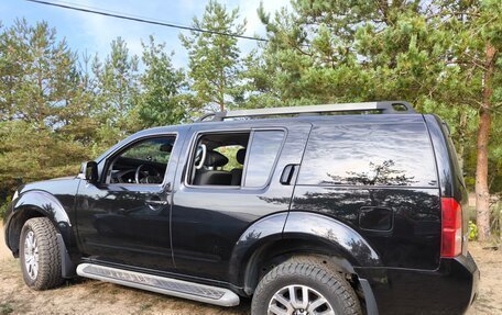 Nissan Pathfinder, 2011 год, 1 850 000 рублей, 40 фотография