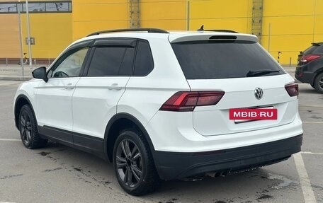Volkswagen Tiguan II, 2019 год, 2 200 000 рублей, 23 фотография
