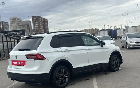 Volkswagen Tiguan II, 2019 год, 2 200 000 рублей, 21 фотография