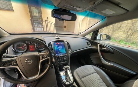 Opel Astra J, 2013 год, 830 000 рублей, 11 фотография